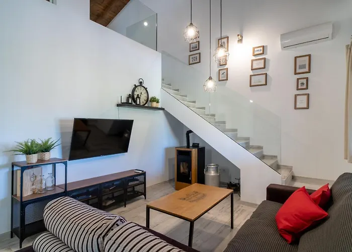 Casa Rural De Diseno Con Piscina Y Barbacoa