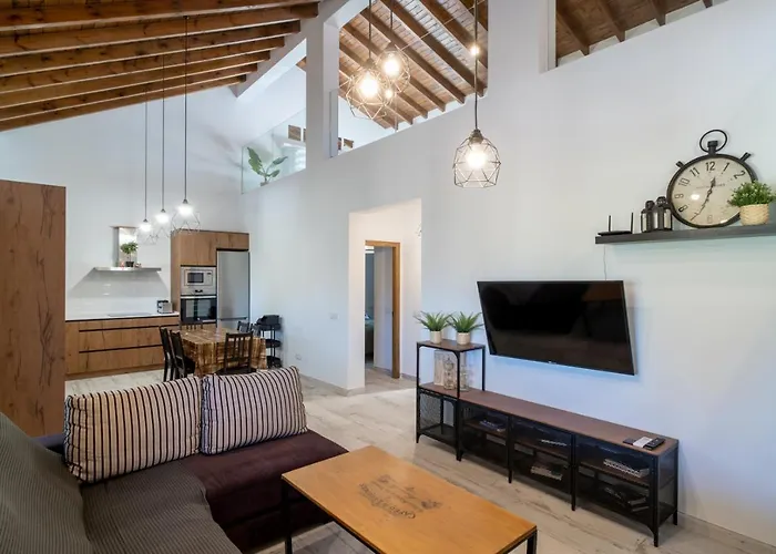 Casa Rural De Diseno Con Piscina Y Barbacoa
